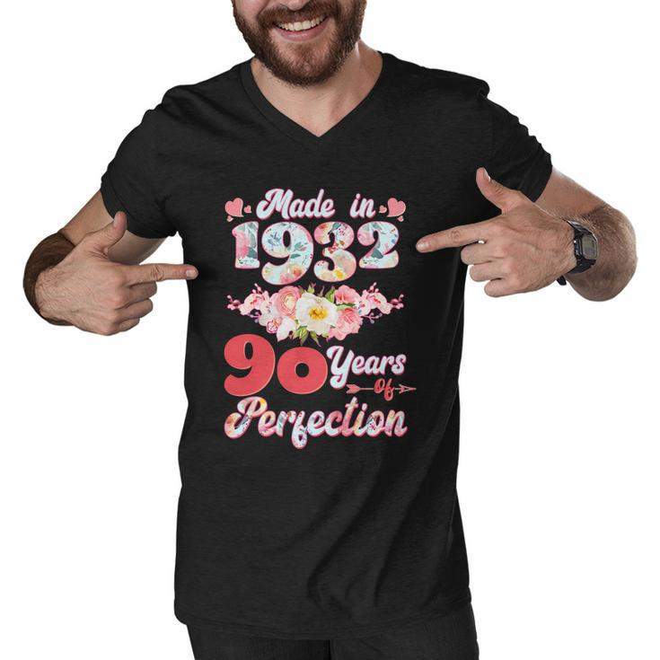 Flower Floral Made In 1932 90 Years Of Perfection 90Th Birthday Graphic Design Printed Casual Daily Basic Men V-Neck Tshirt