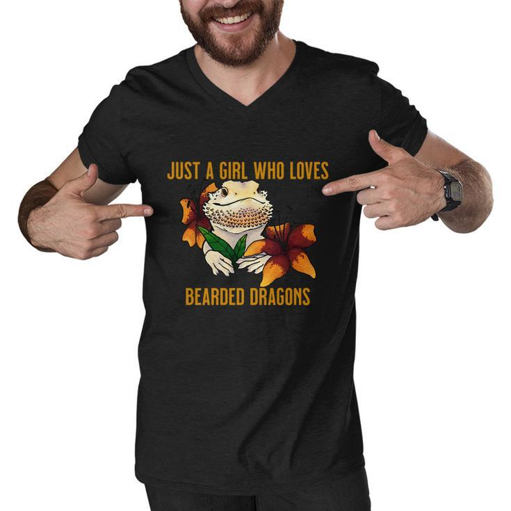 Just A Girl Who Loves Bearded Dragons Men V-Neck Tshirt