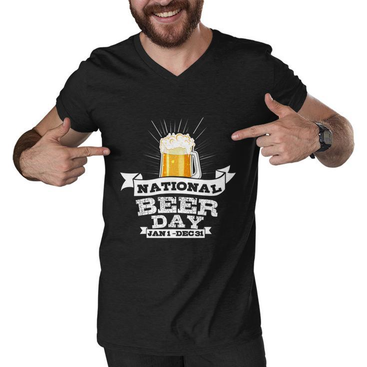 National Beer Day Funny Beer Shirt For Craft Beer Lovers Men V-Neck Tshirt
