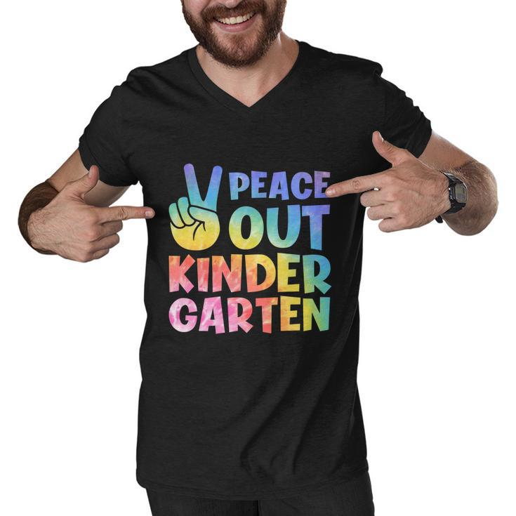 Peace Out Kindergarten Grade 2022 Happy Last Day Of School Gift Men V-Neck Tshirt