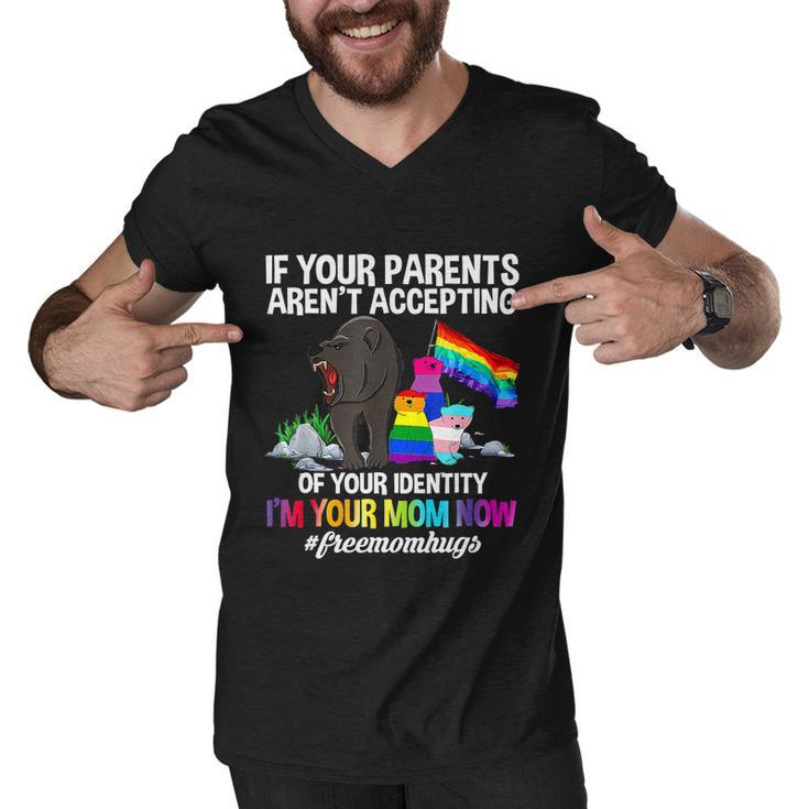 Proud Mama Bear Lgbt Gay Pride Lgbtq Free Mom Hugs Men V-Neck Tshirt