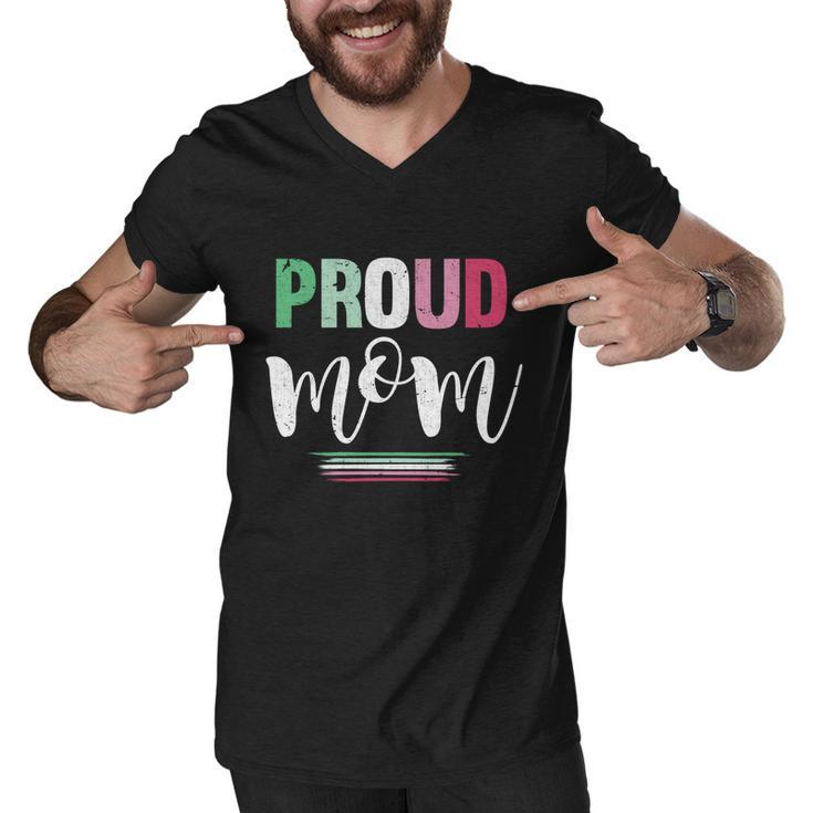 Proud Mom Abrosexual Flag Lgbtq Mothers Day Abrosexual Gift Men V-Neck Tshirt