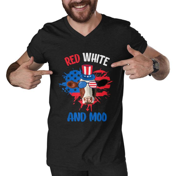 Red White And Moo Patriotic Cow Farmer 4Th Of July Tshirt Men V-Neck Tshirt