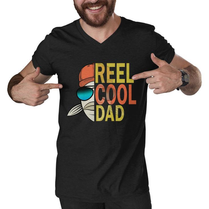 Reel Cool Fishing Dad Funny Tshirt Men V-Neck Tshirt