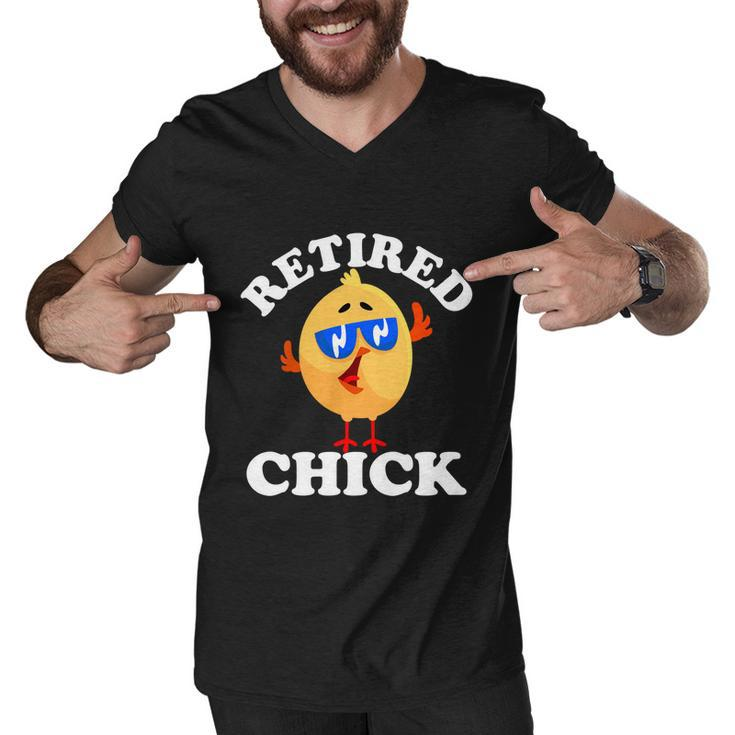Retired Chick Nurse Chicken Retirement 2021 Colleague Funny Gift Men V-Neck Tshirt