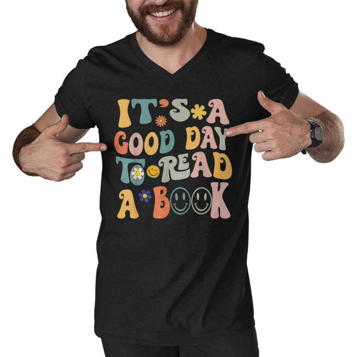 Retro Groovy National Read A Book Day Funny Book Lover  Men V-Neck Tshirt