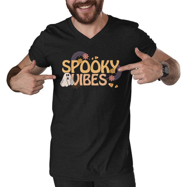 Spooky Vibes Cute Retro Pattern Halloween Costume   Men V-Neck Tshirt