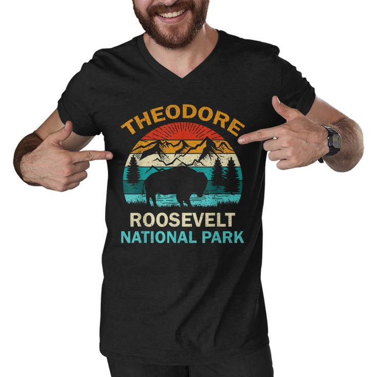 Theodore Roosevelt National Park North Dakota Buffalo Retro  Men V-Neck Tshirt