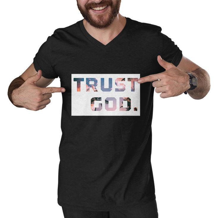 Trust God Period Palm Trees Inspiring Christian Gear Men V-Neck Tshirt