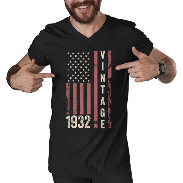 Vintage 1932 90Th Birthday 90 Years Old Funny American Flag  Men V-Neck Tshirt