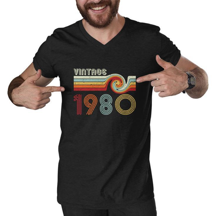 Vintage 1980 Retro Birthday Gift Graphic Design Printed Casual Daily Basic Men V-Neck Tshirt