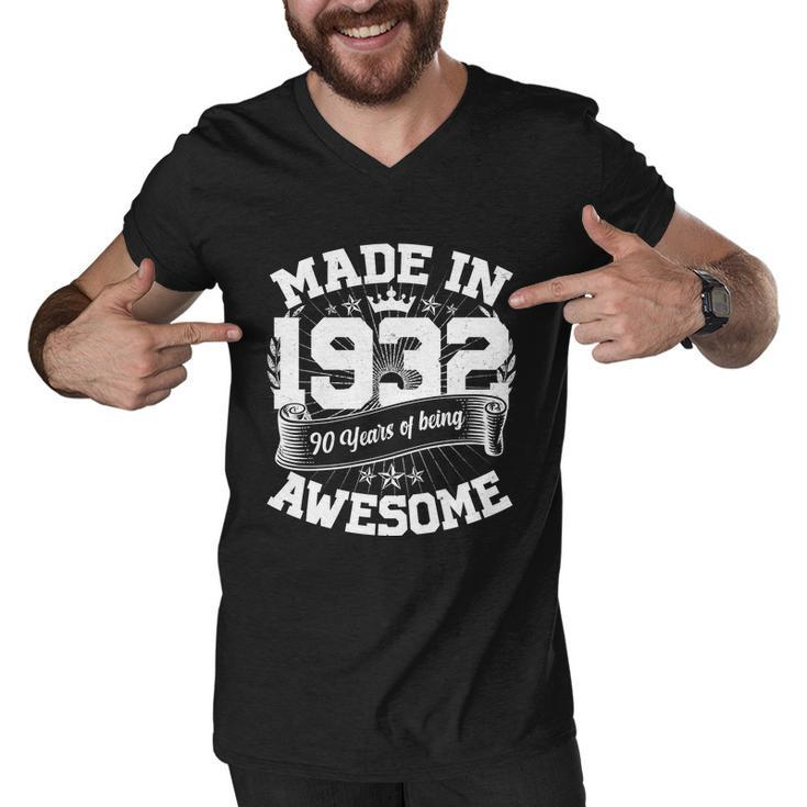 Vintage Crown Made In 1932 90 Years Of Being Awesome 90Th Birthday Men V-Neck Tshirt