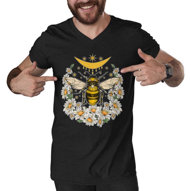 Vintage Daisy Honey Moon Bee Men V-Neck Tshirt