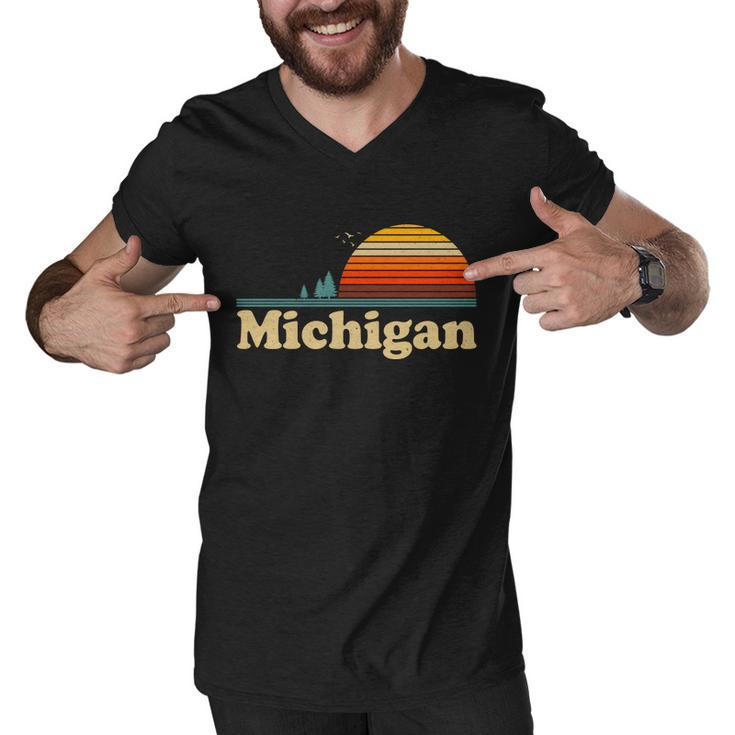 Vintage Retro Michigan Sunset Logo Tshirt Men V-Neck Tshirt