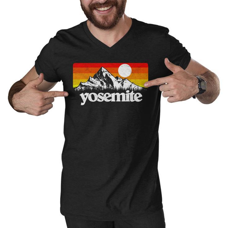 Vintage Yosemite National Park Retro Mountains  Men V-Neck Tshirt
