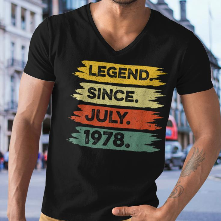 44Th Birthday Retro Vintage Legend Since July 1978 Men V-Neck Tshirt