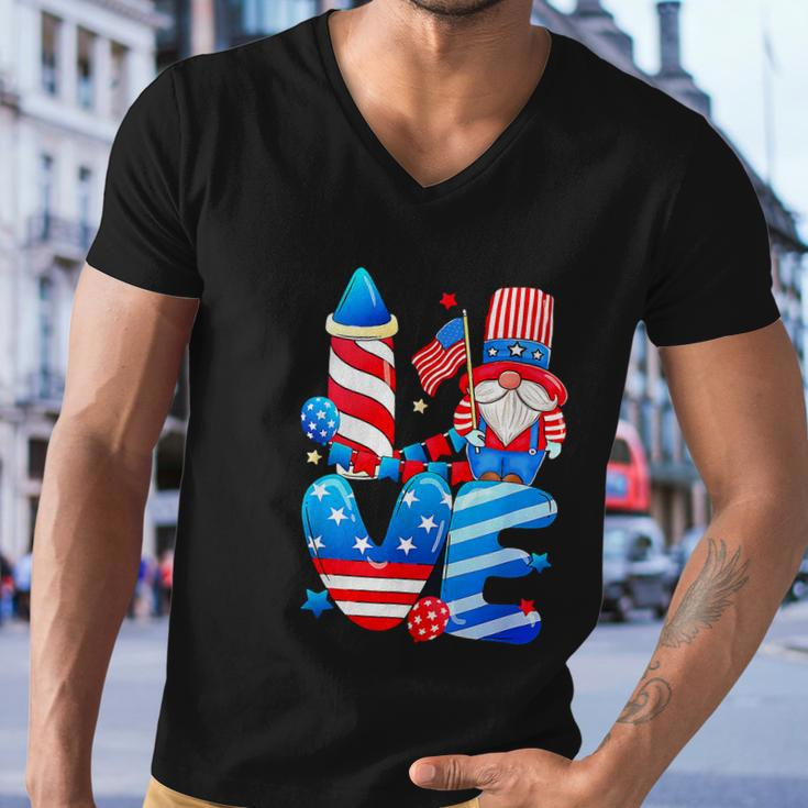 4Th Of July 2022 Patriotic Gnomes Funny Men V-Neck Tshirt