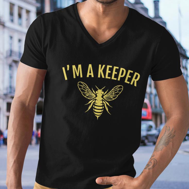 Beekeeper Im A Bee Keeper Men V-Neck Tshirt