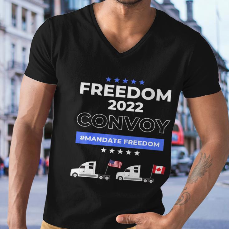 Canadian Truckers Freedom Over Fear No Mandates Convoy Men V-Neck Tshirt