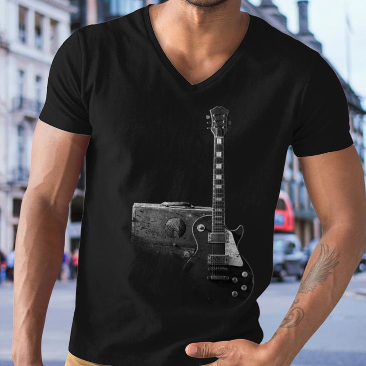 Classic Vintage Guitar And Amp Tshirt Men V-Neck Tshirt