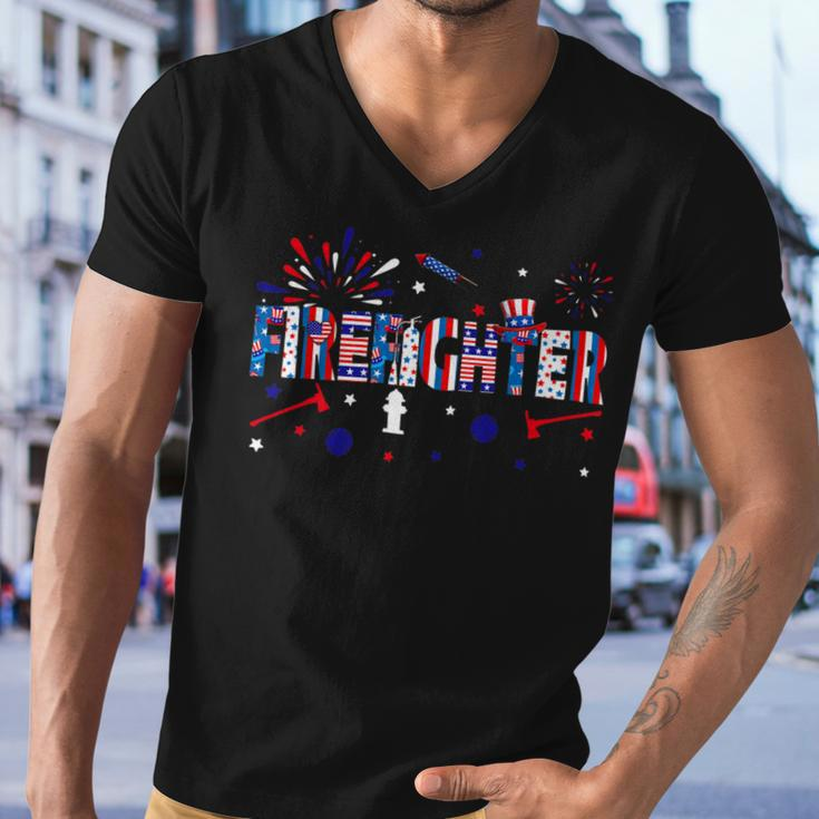 Firefighter Retro American Flag Firefighter Jobs 4Th Of July Fathers Day Men V-Neck Tshirt