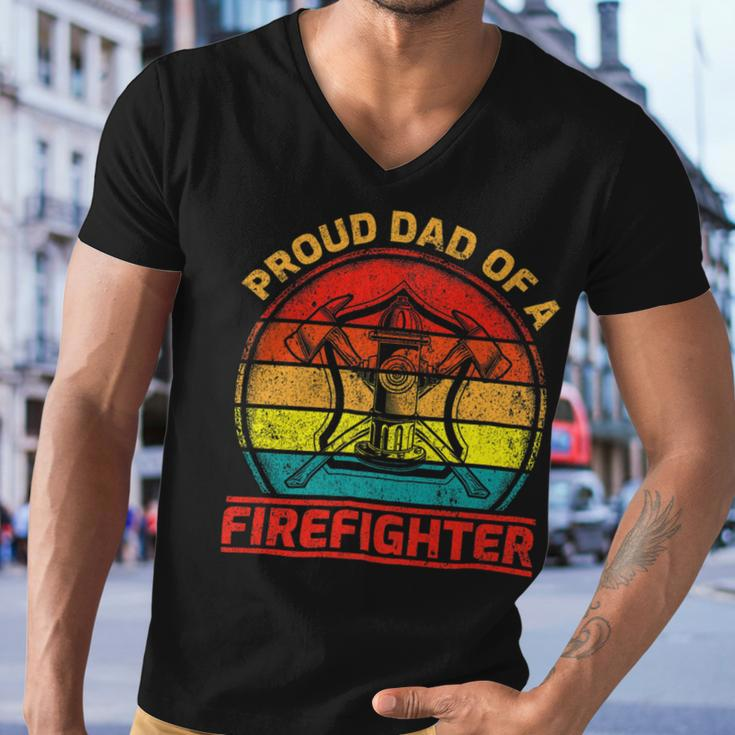 Firefighter Vintage Retro Proud Dad Of A Firefighter Fireman Fathers Day Men V-Neck Tshirt