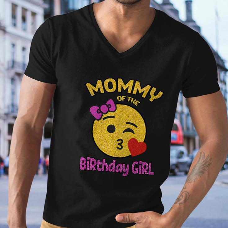 Funny Mom Of The Birthday Girl Omg Its My Birthday Men V-Neck Tshirt