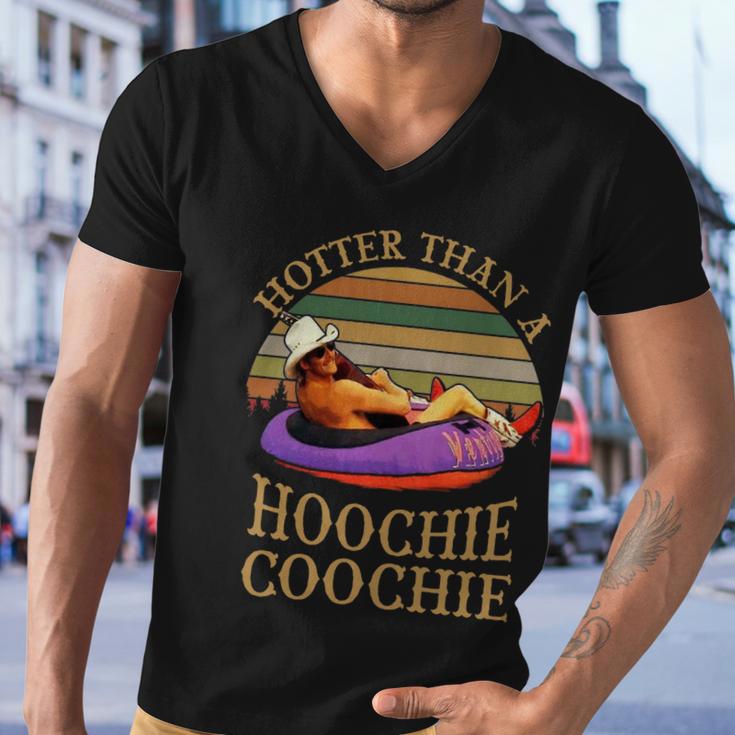 Hotter Than A Hoochie Coochie Daddy Vintage Retro Country Music Men V-Neck Tshirt