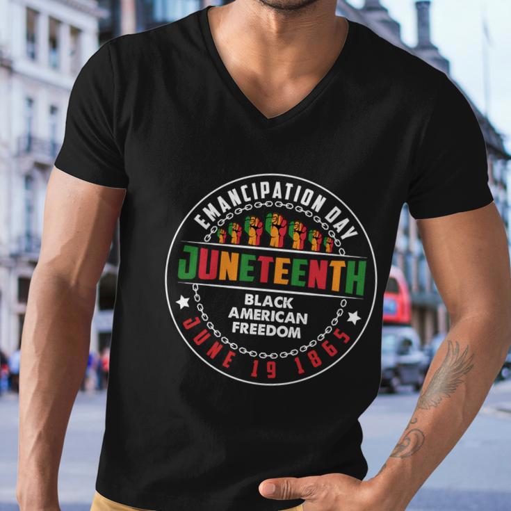 Juneteenth Emancipation Day Vintage Cool Melanin Black Pride Gift V4 Men V-Neck Tshirt