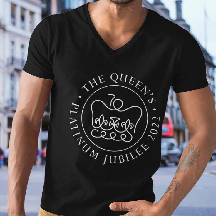 Queen Elizabeth Ii Platinum Jubilee 2022 Tshirt V2 Men V-Neck Tshirt