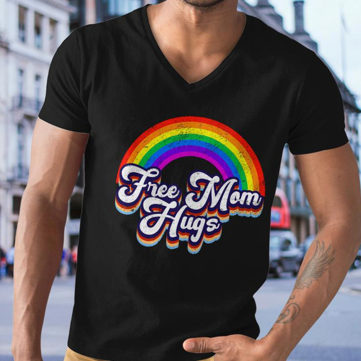 Retro Vintage Free Mom Hugs Rainbow Lgbtq Pride V2 Men V-Neck Tshirt