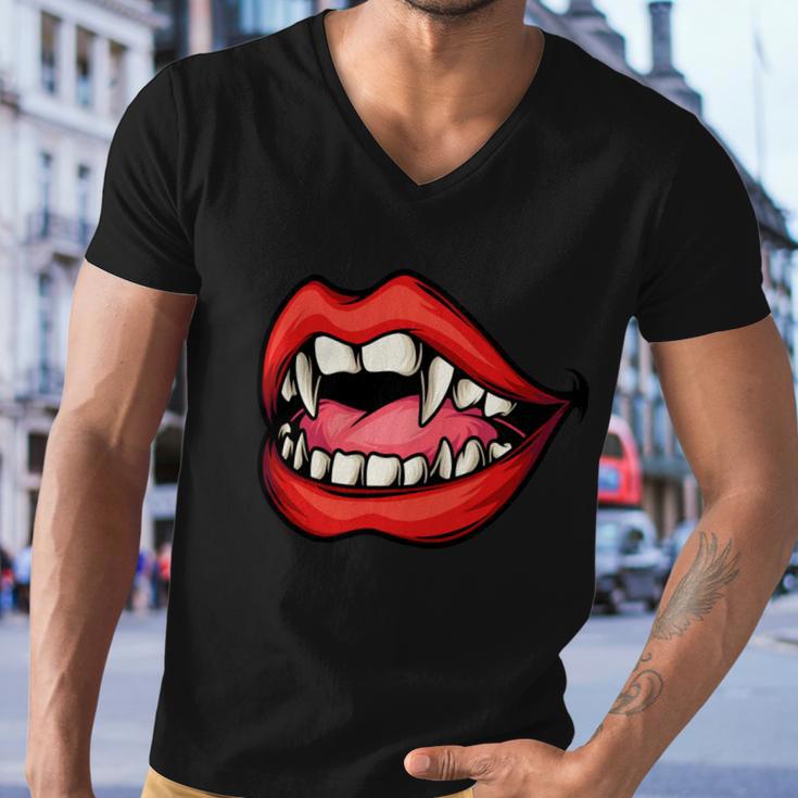 Vampire Mouth With The Most Attractive Vampire Design Men V-Neck Tshirt