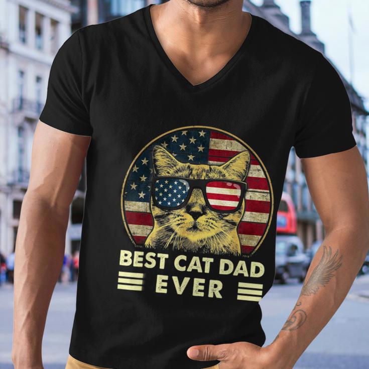 Vintage Best Cat Dad Ever American Flag Us Funny Fathers Day Men V-Neck Tshirt