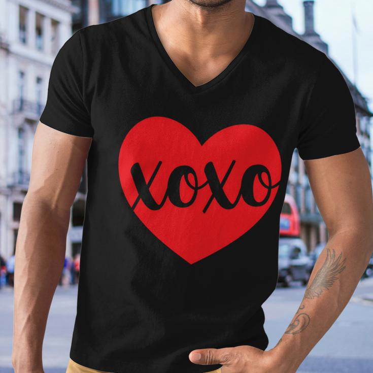 Xoxo Valentines Heart Men V-Neck Tshirt