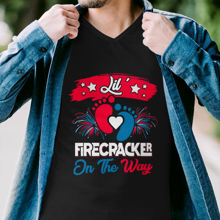 4Th Of July Pregnancy Patriotic Lil Firecracker On The Way Gift Men V-Neck Tshirt