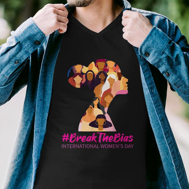 Break The Bias International Womens Day 2022 Gift For Women Tshirt Men V-Neck Tshirt