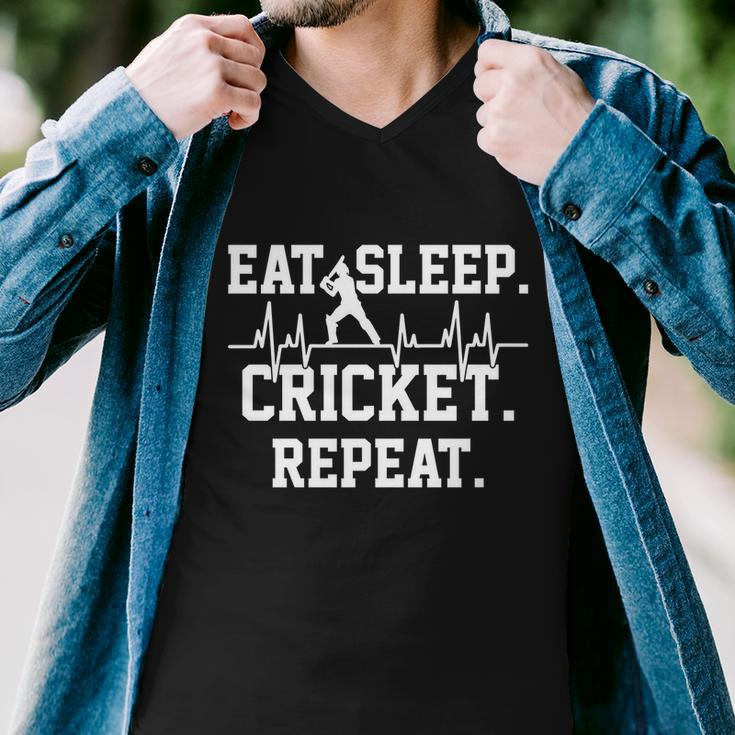 Cricket Player Gift Cool Gift Men V-Neck Tshirt