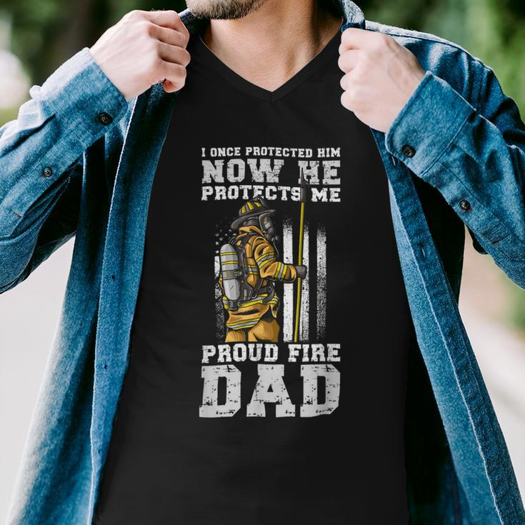 Firefighter Proud Fire Dad Firefighter Dad Of A Fireman Father Men V-Neck Tshirt