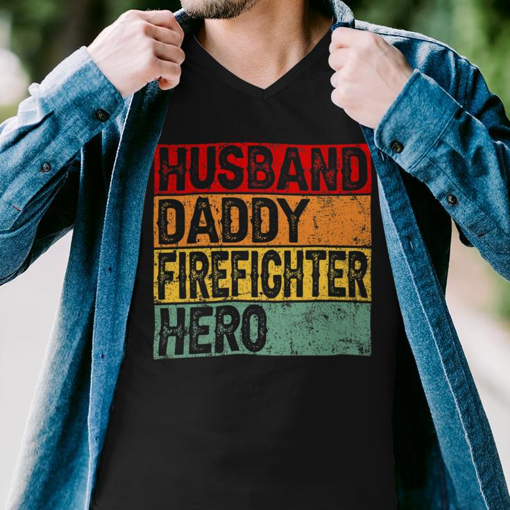 Firefighter Retro Vintage Husband Daddy Firefighter Fathers Day Dad Men V-Neck Tshirt