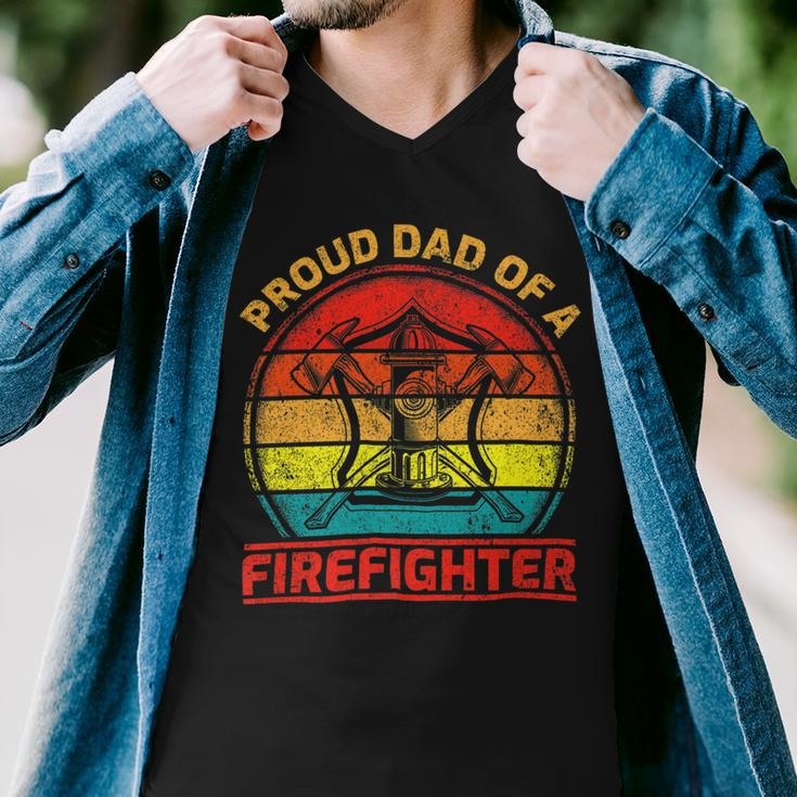 Firefighter Vintage Retro Proud Dad Of A Firefighter Fireman Fathers Day V2 Men V-Neck Tshirt