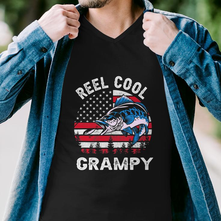 Flag Vintage Reel Cool Grampy Fishing For 4Th Of July Men V-Neck Tshirt