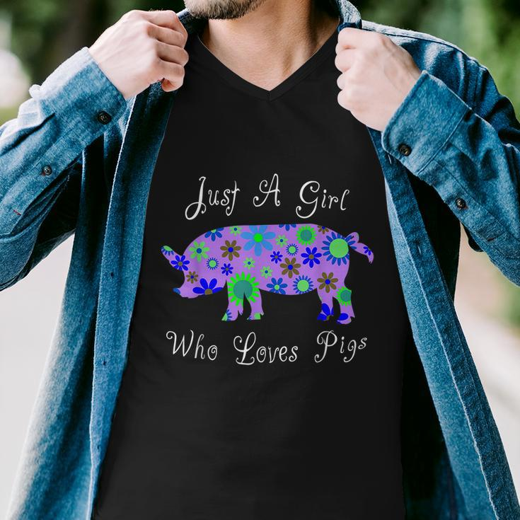 Fun Pig Lover Gifts Women Cute Just A Girl Who Loves Pigs Men V-Neck Tshirt