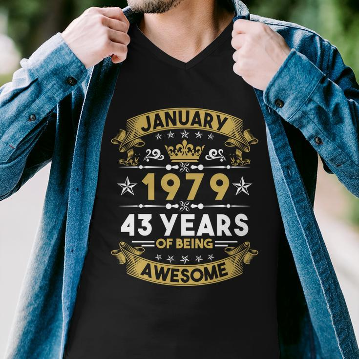 January 1979 43 Years Of Being Awesome Funny 43Rd Birthday Men V-Neck Tshirt