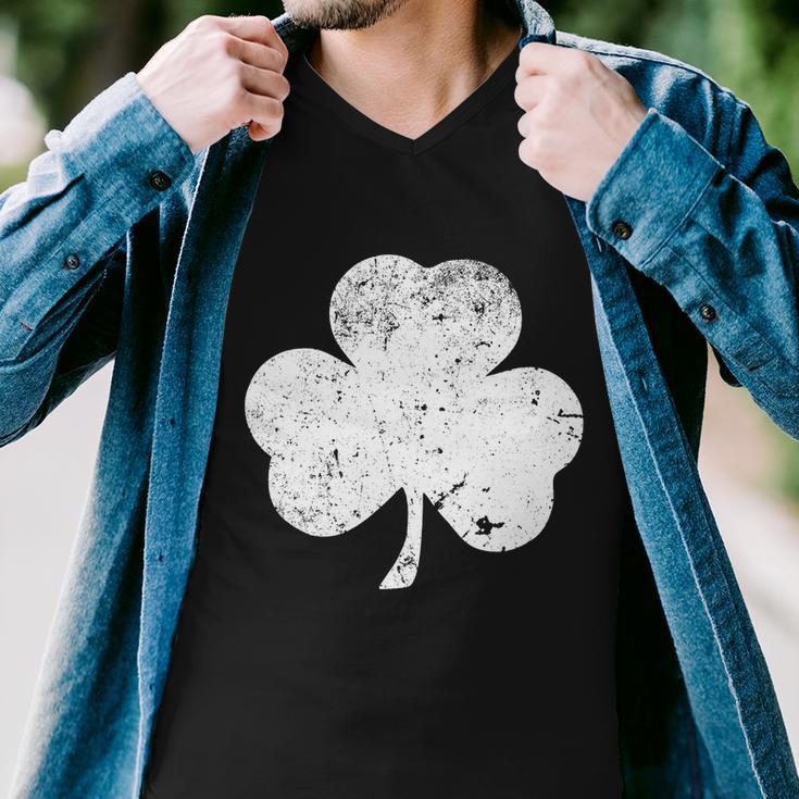 Retro Vintage Irish Distressed Shamrock St Patricks Day Tshirt Men V-Neck Tshirt