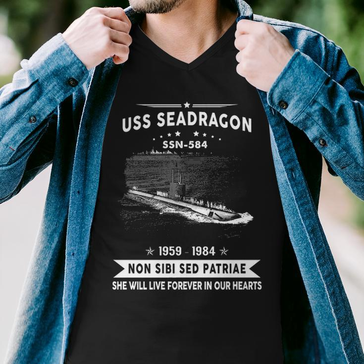 Uss Seadragon Ssn Men V-Neck Tshirt