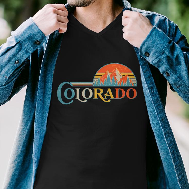 Vintage Colorado Retro Colors Sun Mountains Men V-Neck Tshirt