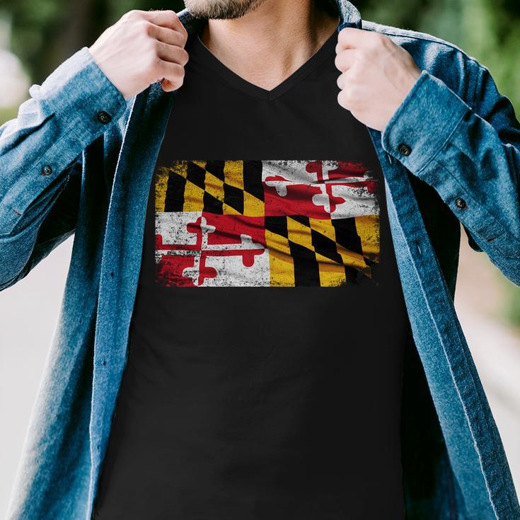 Vintage Maryland Flag Men V-Neck Tshirt