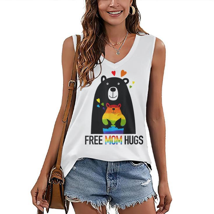 Bear Free Mom Hugs Rainbow Lgbt Lesbian Gay Pride Month  Women's V-neck Casual Sleeveless Tank Top