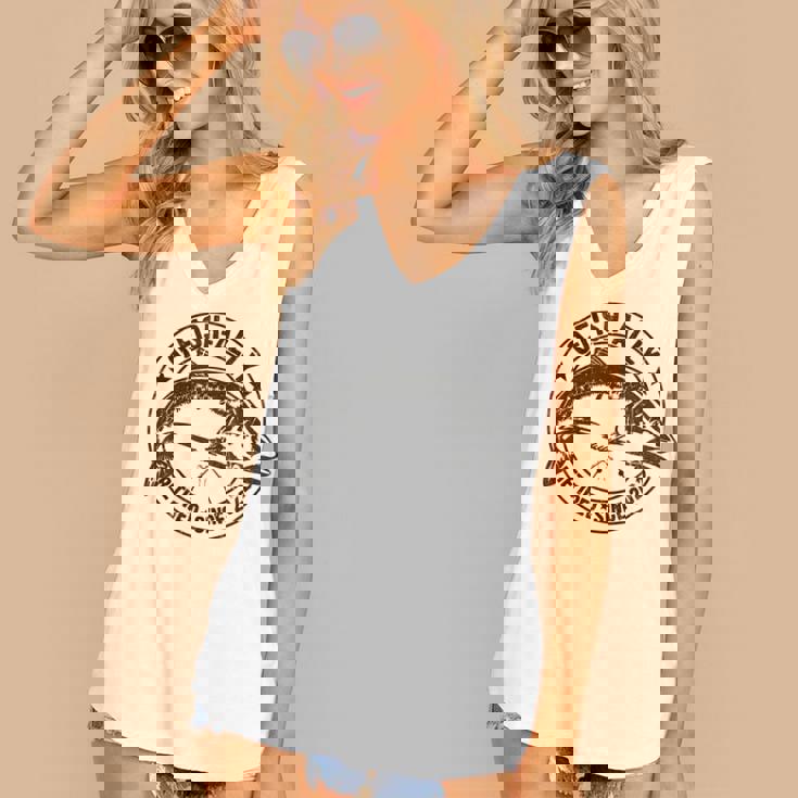 O-Fish-Ally Retired 2022 Fishing Retirement Funny Fisherman Women's V-neck Casual Sleeveless Tank Top