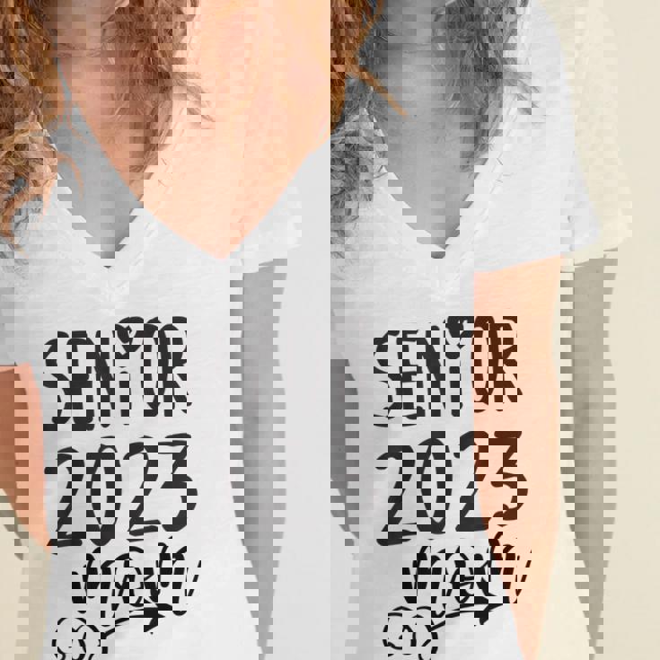 Senior Mom 2023 Cute Heart Marching Band Parent Class 2023 Women's Jersey Short Sleeve Deep V-Neck Tshirt